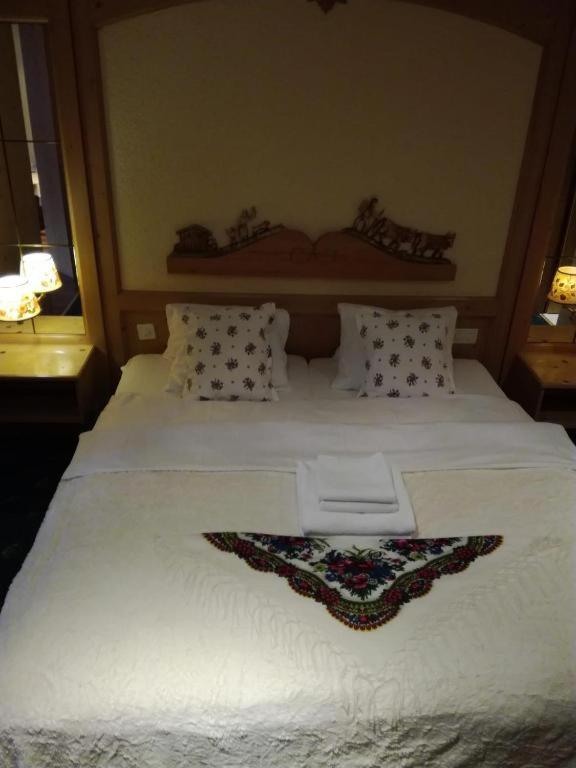 Touristen-Chalet 洛伊克巴德 外观 照片